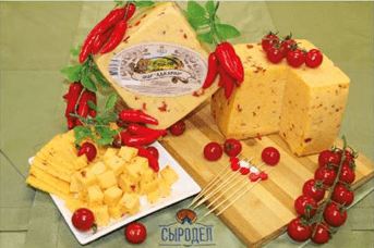 Сыр полутвёрдый с острым вкусом и томатами «Аджарио»